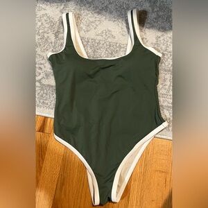 NWOT Swimsuits for All Cheeky Swimsuit